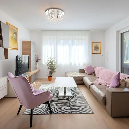 Apartment Lux On Kasuni In