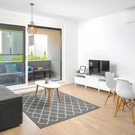 Lux On Kasuni In 아파트 *