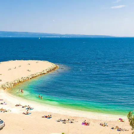 Lux On Kasuni In 아파트