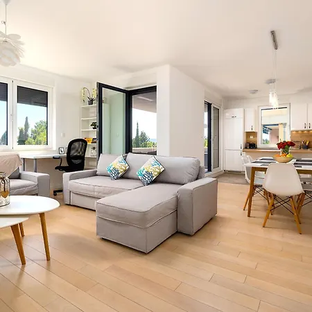 Apartment Lux On Kasuni In *