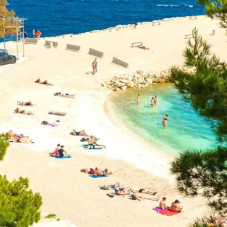 Lux On Kasuni In 아파트 *