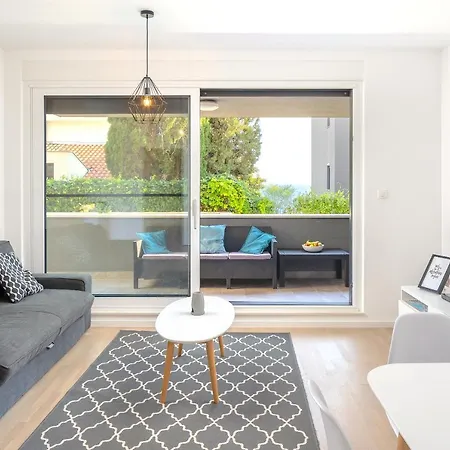 Апартаменти Lux On Kasuni In *