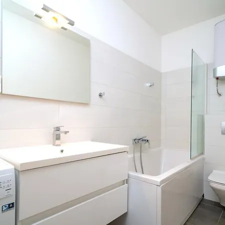 Lux On Kasuni In * Спліт