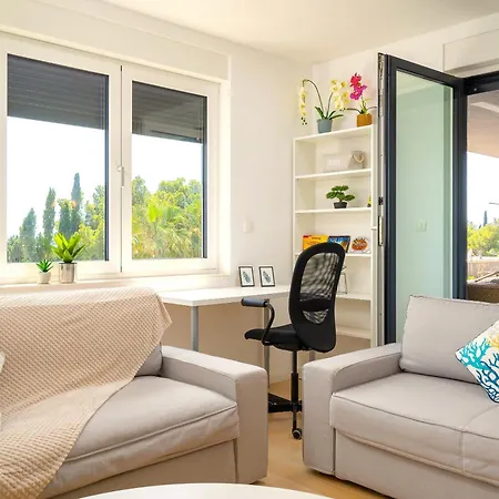 Lux On Kasuni In Апартаменти *