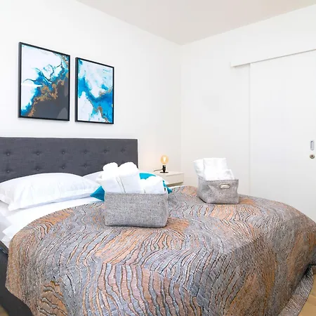 Апартаменти Lux On Kasuni In