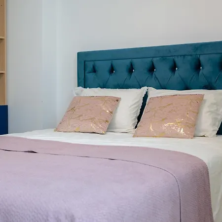 Апартаменти Lux On Kasuni In *