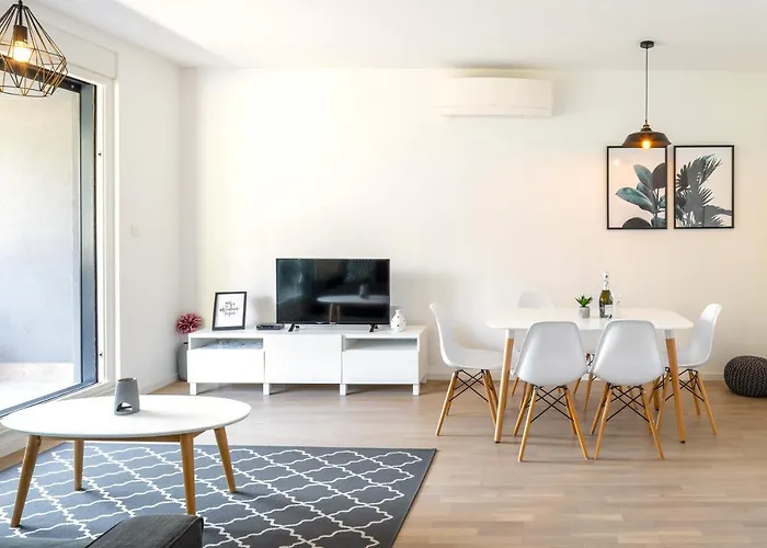 Lux On Kasuni In Split