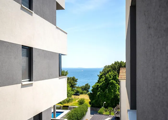 Apartment Lux On Kasuni In Split