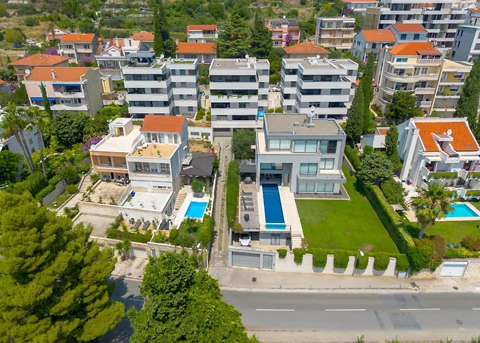 Apartment Lux On Kasuni In Split